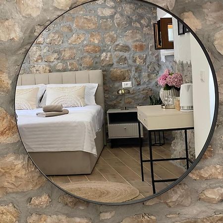 Monte Cristo Wines & Rooms Kuna Peljeska ภายนอก รูปภาพ